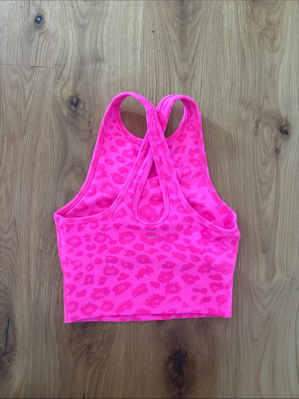 Beyond Yoga Neon Pink Leopard Print Cropped Tank - Picture 2 of 2